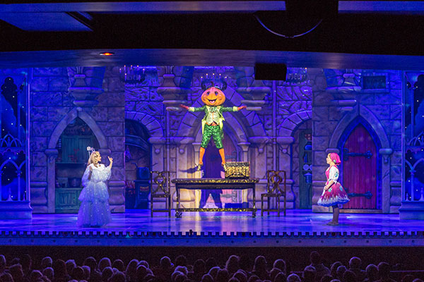 Cinders’ Bucket and The Amazing Table - special effects props