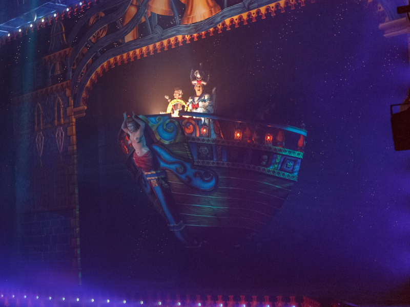 Dick Whittington galleon - theatre special effects props